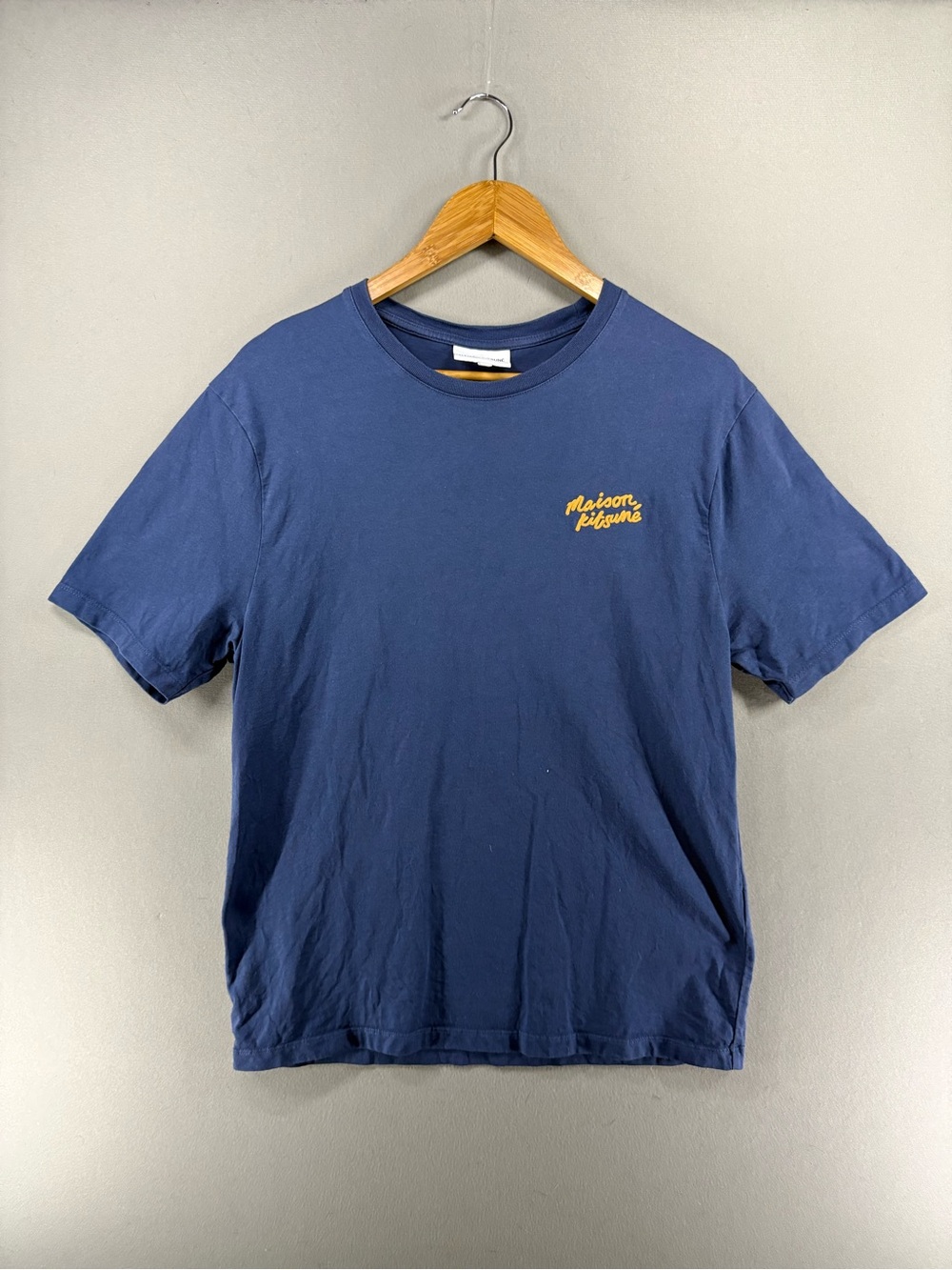 Maison Kitsune Mem Tshirt Mini Hard Writing Tee Blue Size Medium